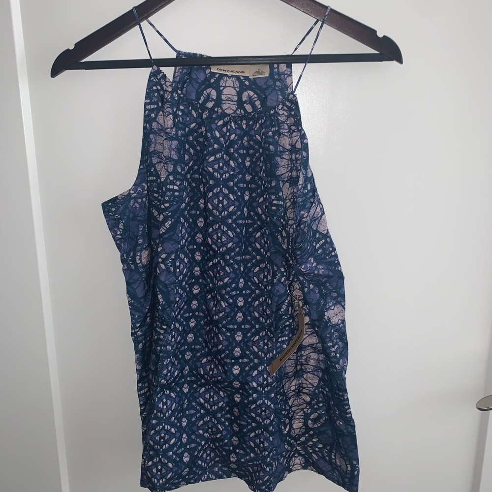 blue and purple blouse